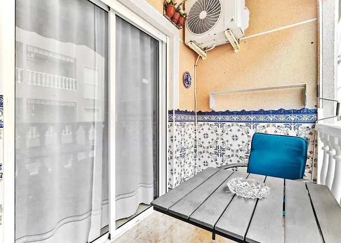 Cozy Near Playa Del Cura In Torrevieja