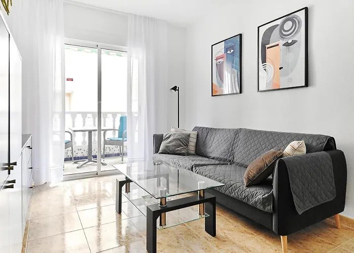 Cozy Near Playa Del Cura In Apartamento