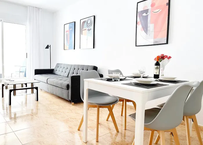 Apartamento Cozy Near Playa Del Cura In Torrevieja