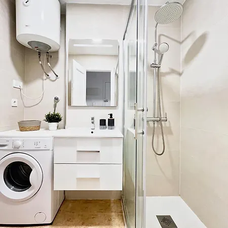 Cozy Near Playa Del Cura In Апартаменти Торрев'єха