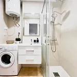 Cozy Near Playa Del Cura In Апартаменты Торевьиа