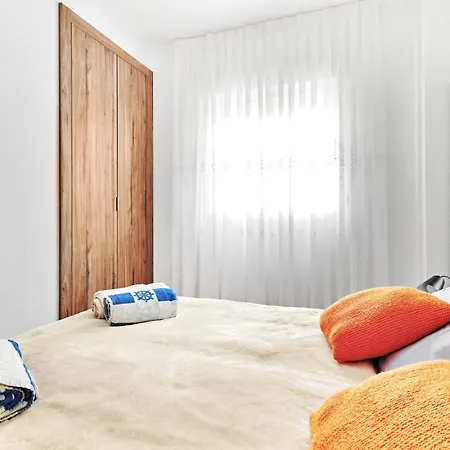 Cozy Near Playa Del Cura In Апартаменты Торевьиа